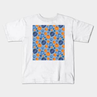 Pretty Orange & Blue Pumpkin Pattern on a Blue Background Kids T-Shirt